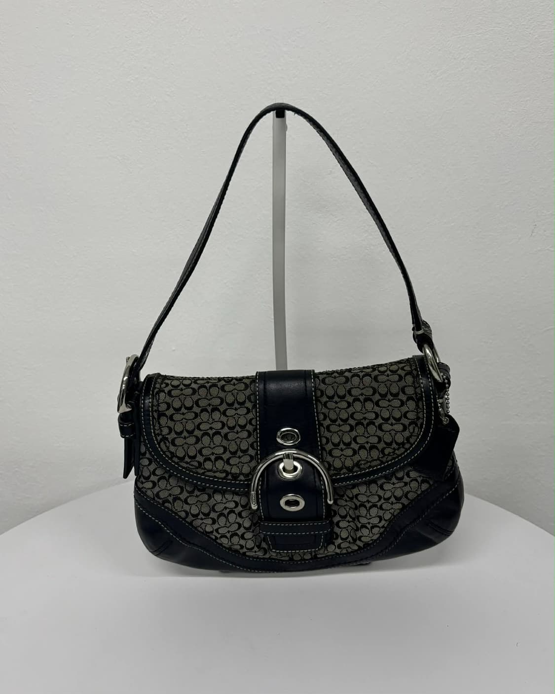 코치 시그니처 빅버클 호보백 숄더 토트백 상품이미지1