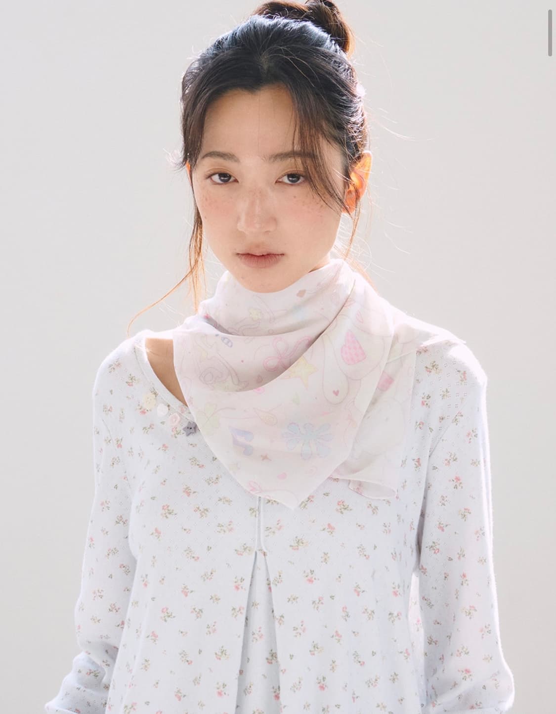 오피쉬 플로랄 긴소매 티셔츠 스카이블루 상품이미지2