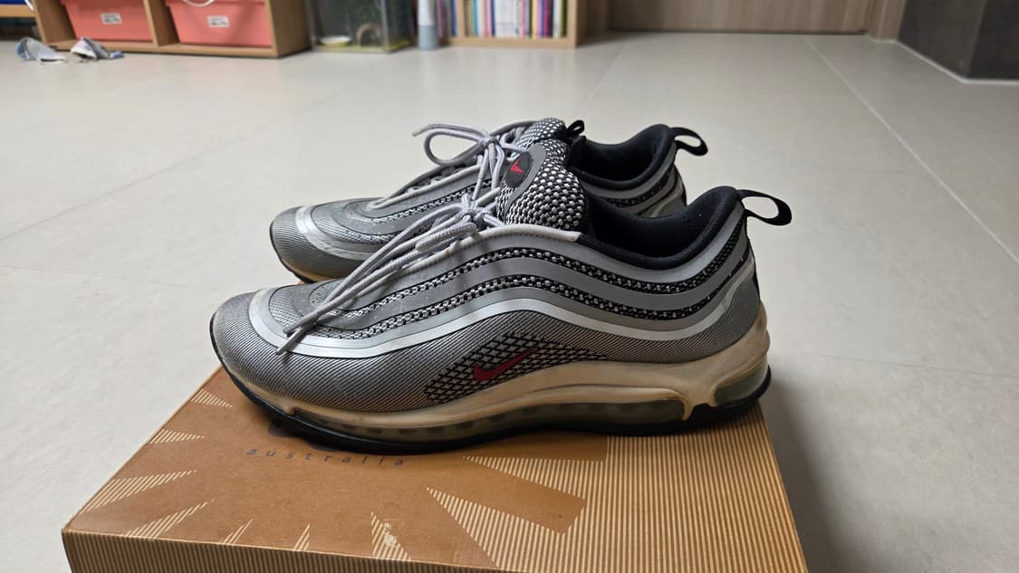 나이키 에어맥스 97 울트라 17 메탈릭 실버 상품이미지2