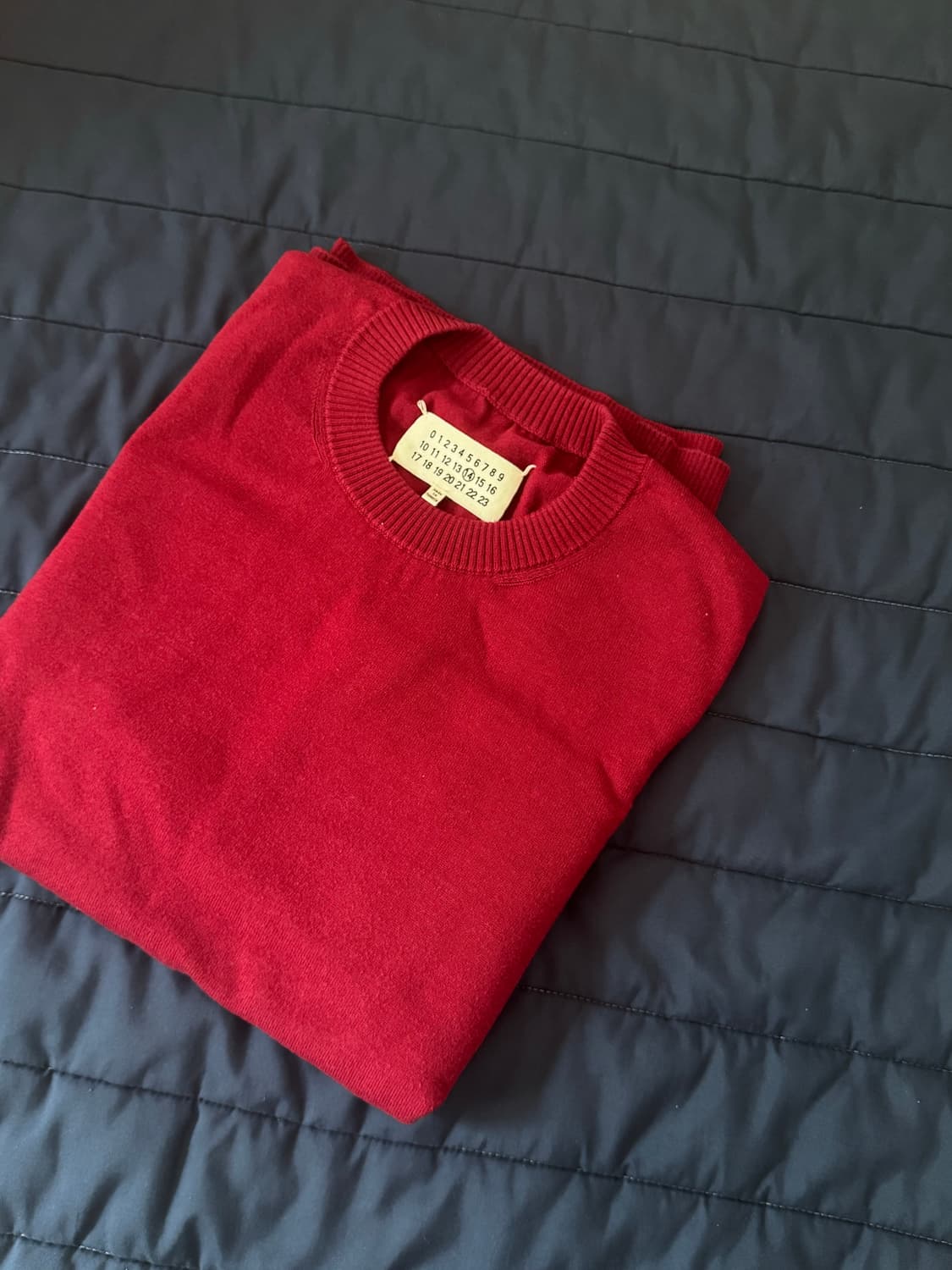 백화점판 마르지엘라 엘보우 니트 버건디 색상 상품이미지3