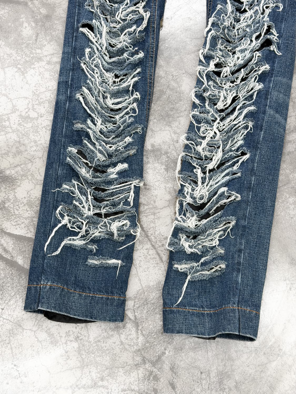 돌체앤가바나 언더웨어 레이어드 새깅 디스트로이드 데님 팬츠 상품이미지3