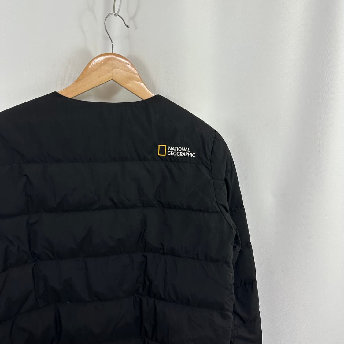  네셔널지오그래픽 여자 경량패딩 자켓 검정 90 S EW 상품이미지7