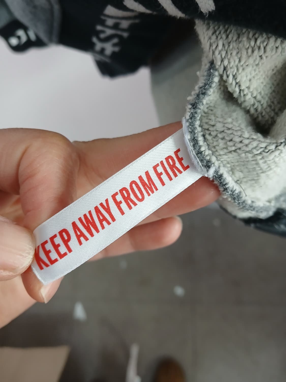 디젤 로고 그레이 맨투맨 티셔츠 상품이미지7