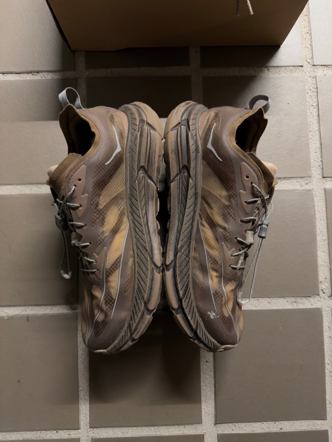 호카 새티스파이 마파테 4 라이트 러버 브라운 상품이미지4