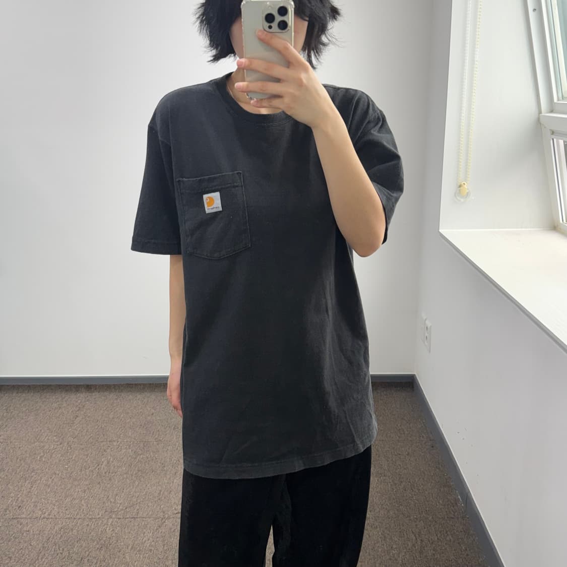 Carhartt 칼하트 원포켓 블랙 반팔티 상품이미지1