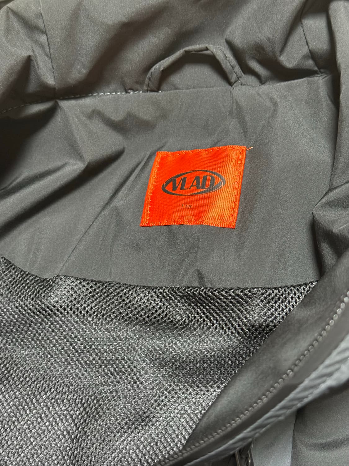 디미트리블랙 D-Layer 바람막이 자켓 차콜/블랙 1 (M) 새상품급 상품이미지5