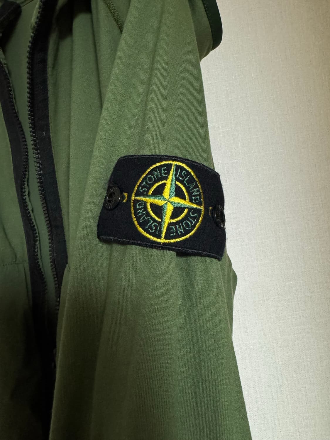 Stone Island 패널 믹스 후드집업 상품이미지5
