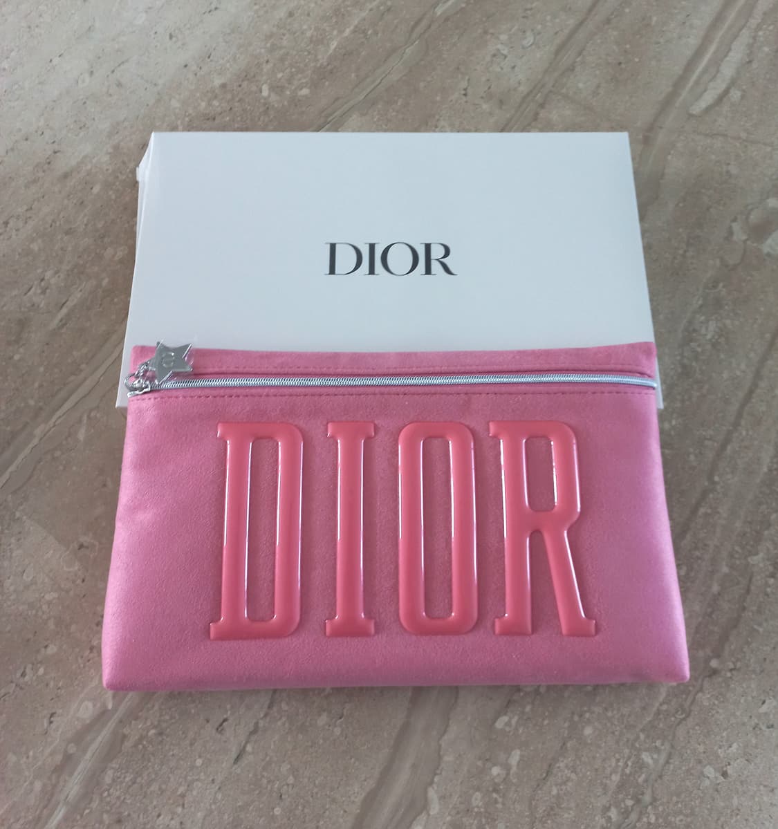 디올(Dior) 핑크 스웨이드 파우치 (새제품) 상품이미지6