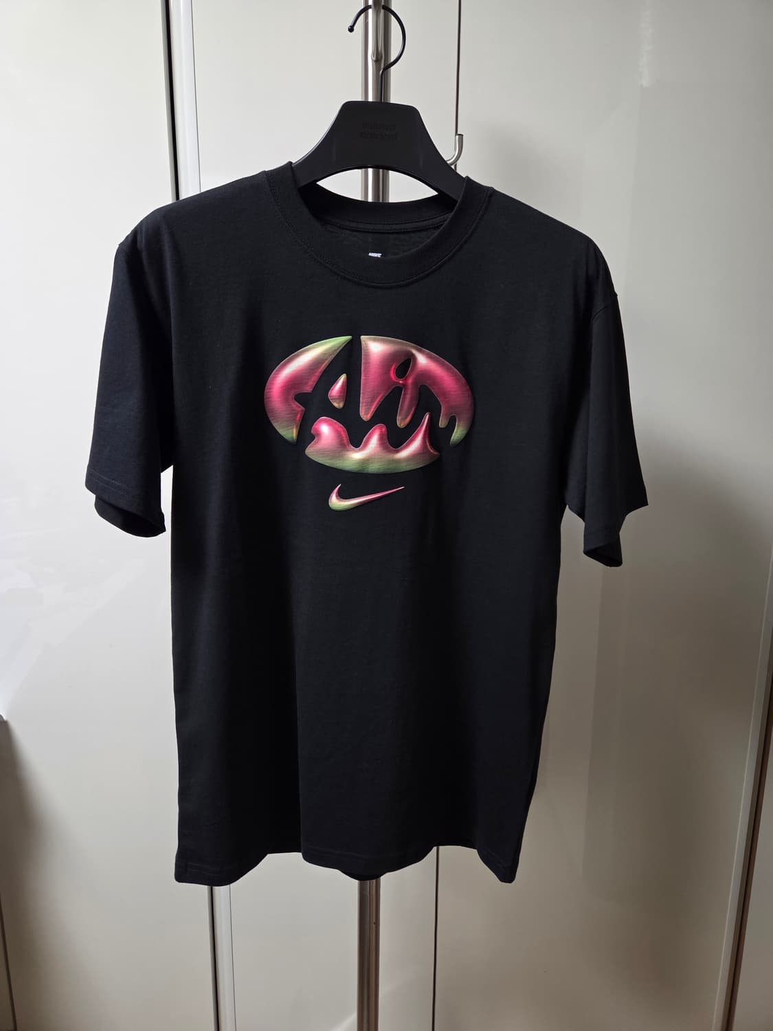 나이키 맥스90 엠보스드 로고 반팔티 상품이미지1