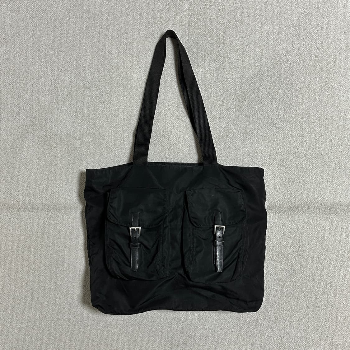 프라다 포코노 더블 포켓 토트백 상품이미지1