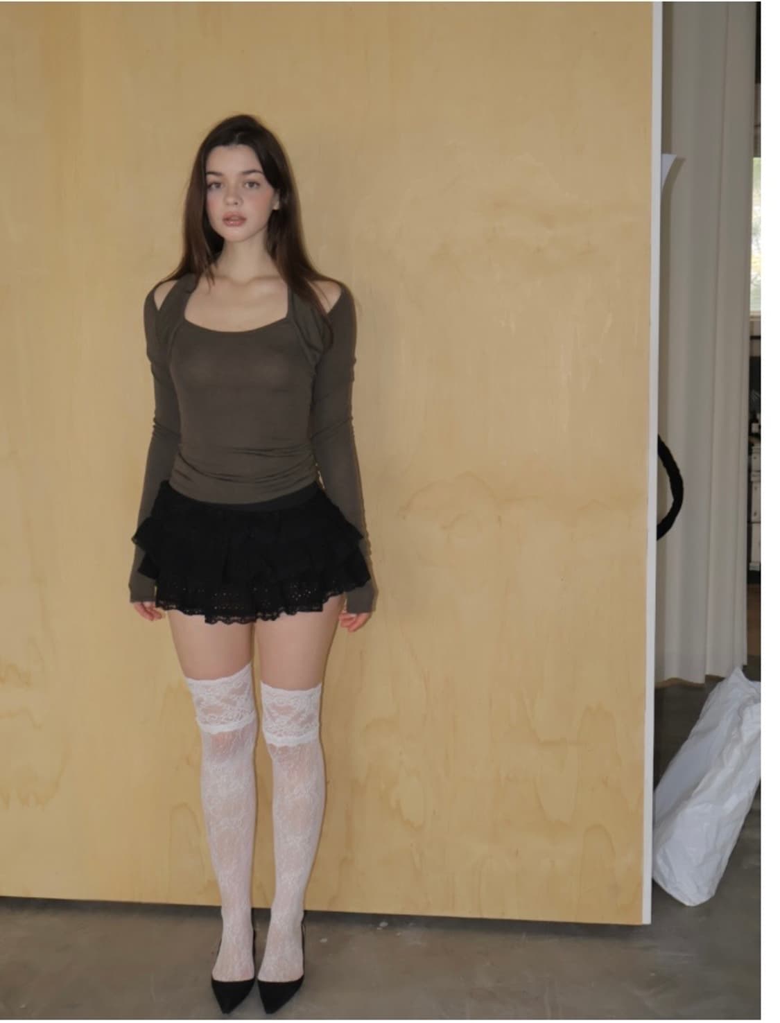 Seer 씨어 nude halter top_olive brown 상품이미지2