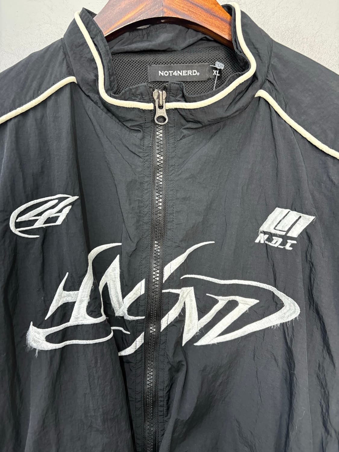 낫포너드 트라이벌 로고 나일론 레이싱자켓 A3366 상품이미지3