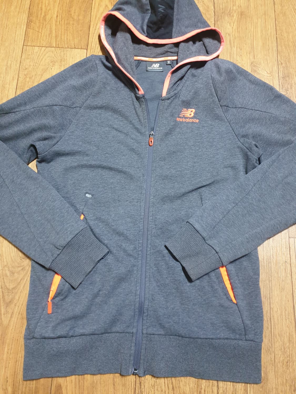 1085 뉴발란스 운동복 후드집업95 사이즈입니다 상품이미지2