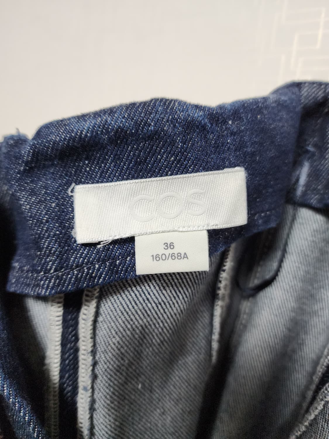 코스 볼류미너스 플리티드 데님 미디 스커트 상품이미지4