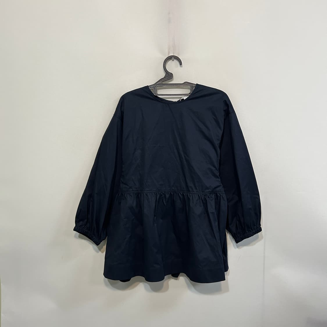 COS 오픈백 튜닉탑 블라우스 상태최상 상품이미지1