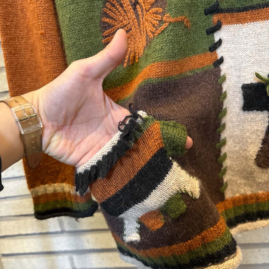 JPN VINTAGE 니트 패치워크 자수 스티치 디테일 배색 브라운 상품이미지6