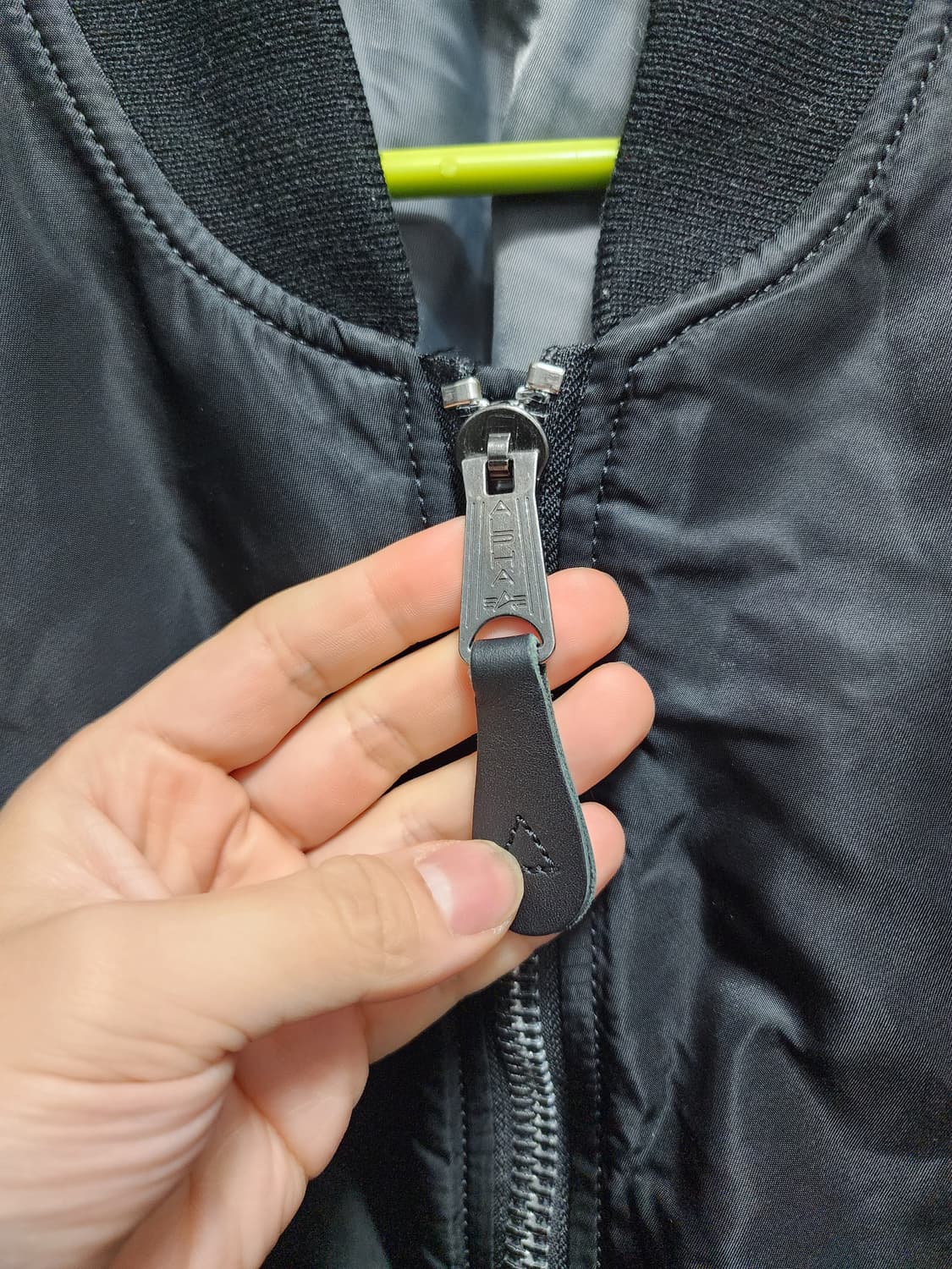 알파인더스트리 리버시블 MA-1 항공점퍼  상품이미지7