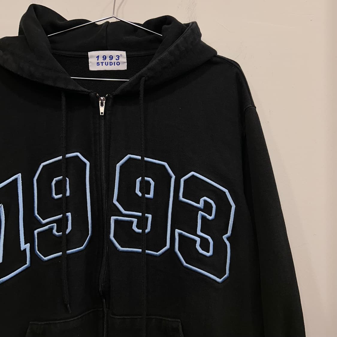 1993스튜디오 빅로고 헤비코튼 배색 후드집업 상품이미지1
