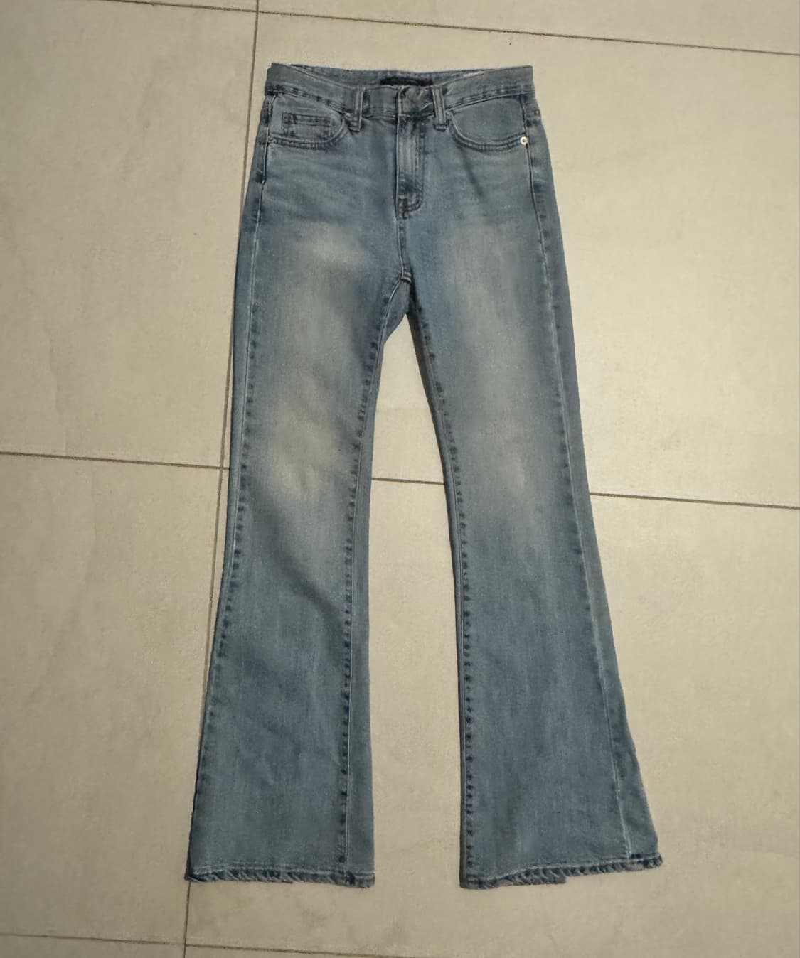 More Than Yesterday bootscut jeansy 상품이미지1