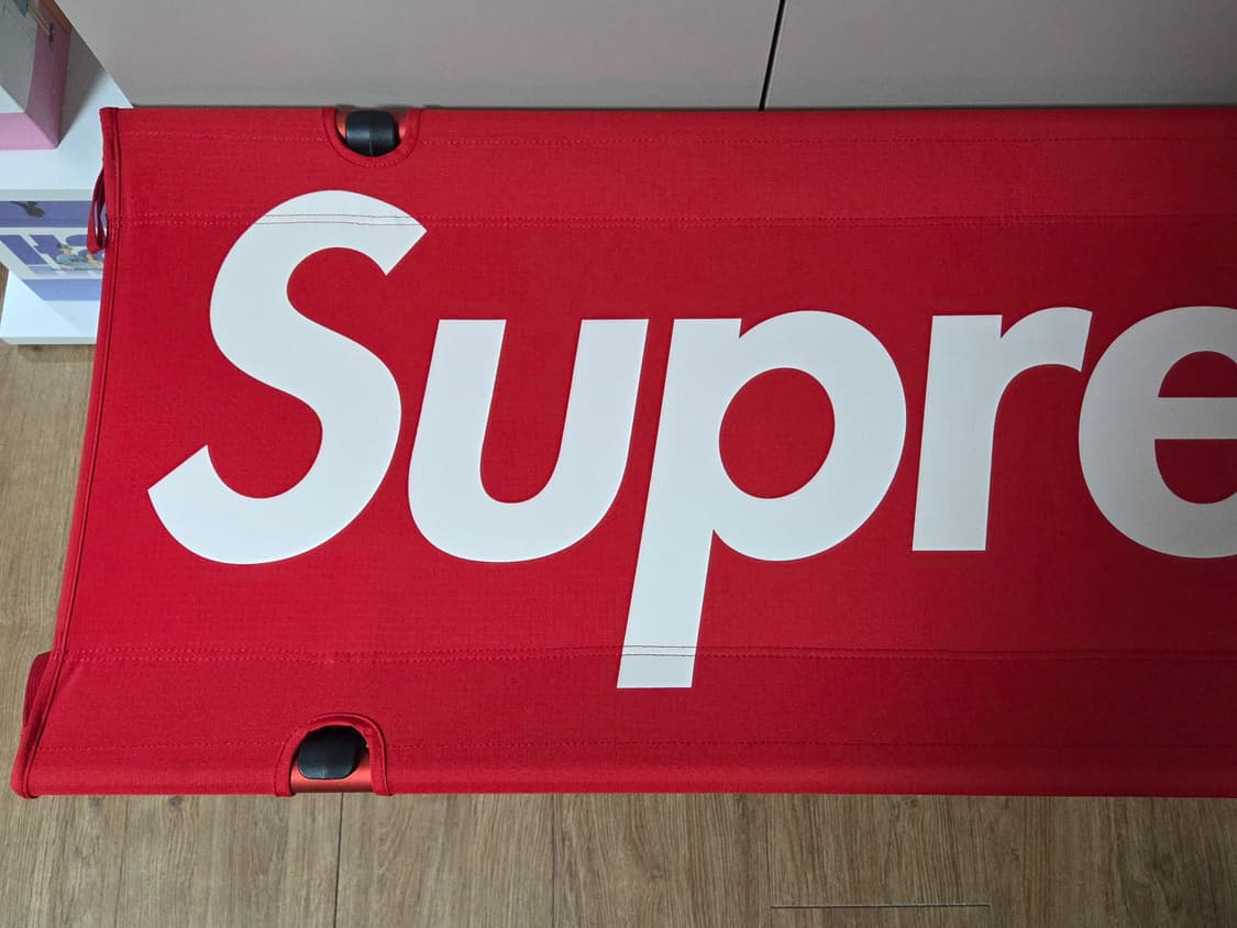 슈프림x헬리녹스 벤치 원 레드 상품이미지2