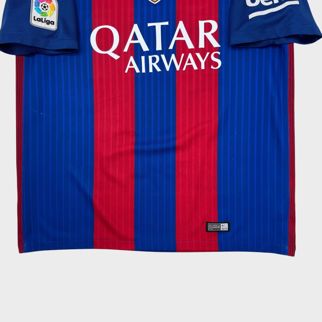 16-17 바르셀로나 홈 No.11 네이마르 상품이미지6