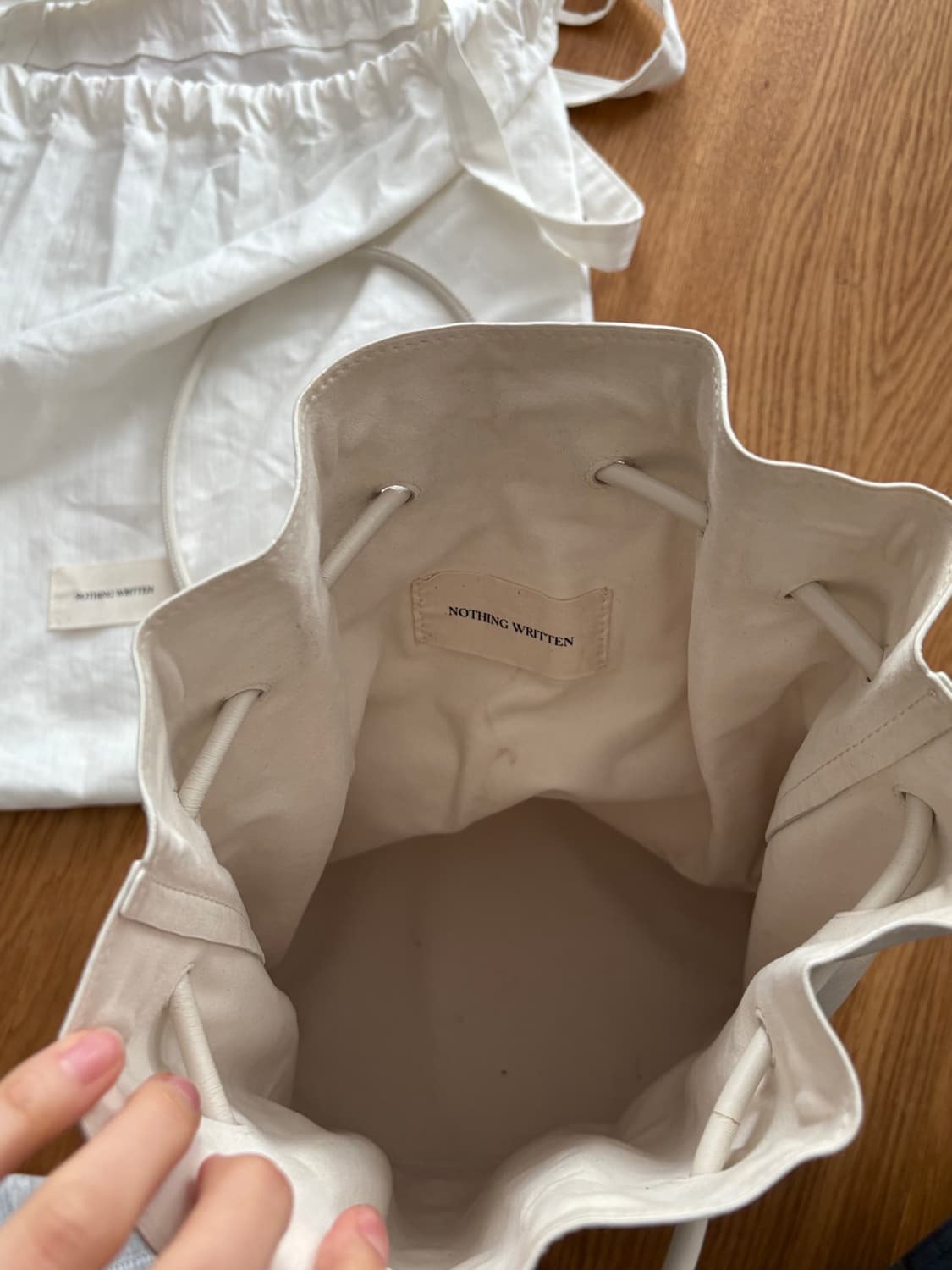 낫띵리튼 가방 상품이미지4