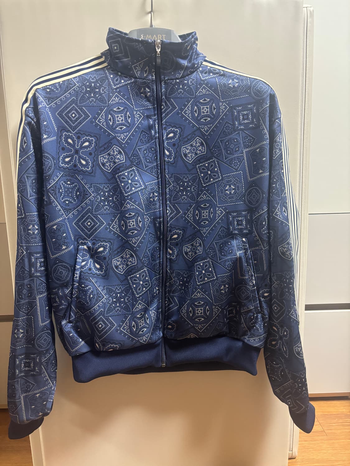 캐피탈 스무스 저지 쿠키 반다나 프린트 트랙 자켓 네이비 상품이미지4