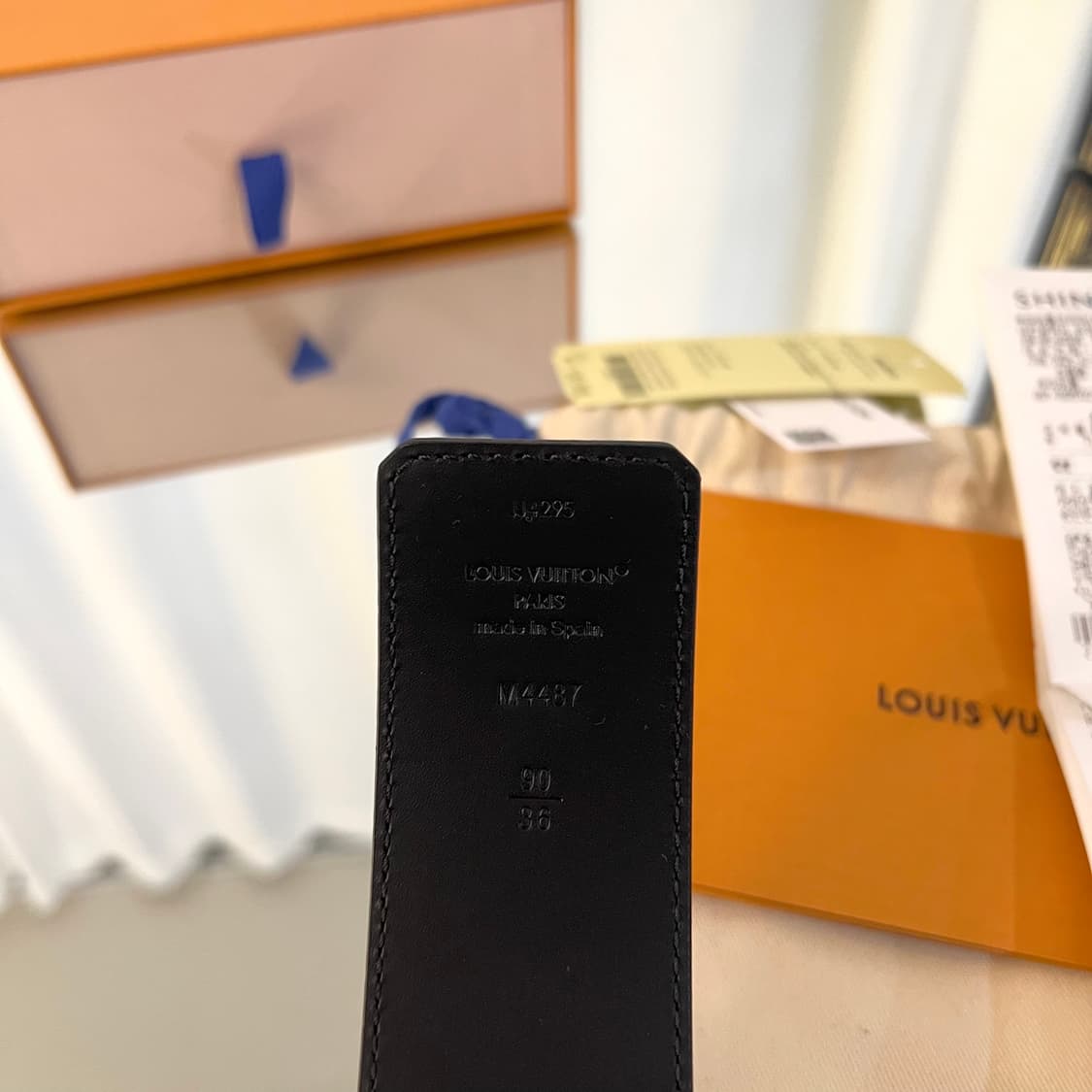 [새상품/풀구성] 루이비통 백화점판 신형 토뤼옹 LV 벨트 상품이미지4