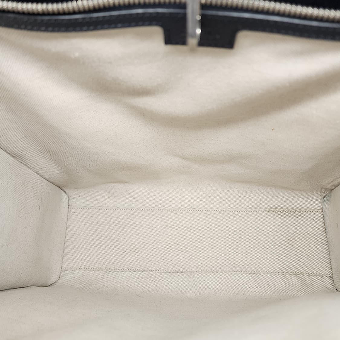 구찌 674155 인터로킹 G 미디움 토트백 상품이미지7