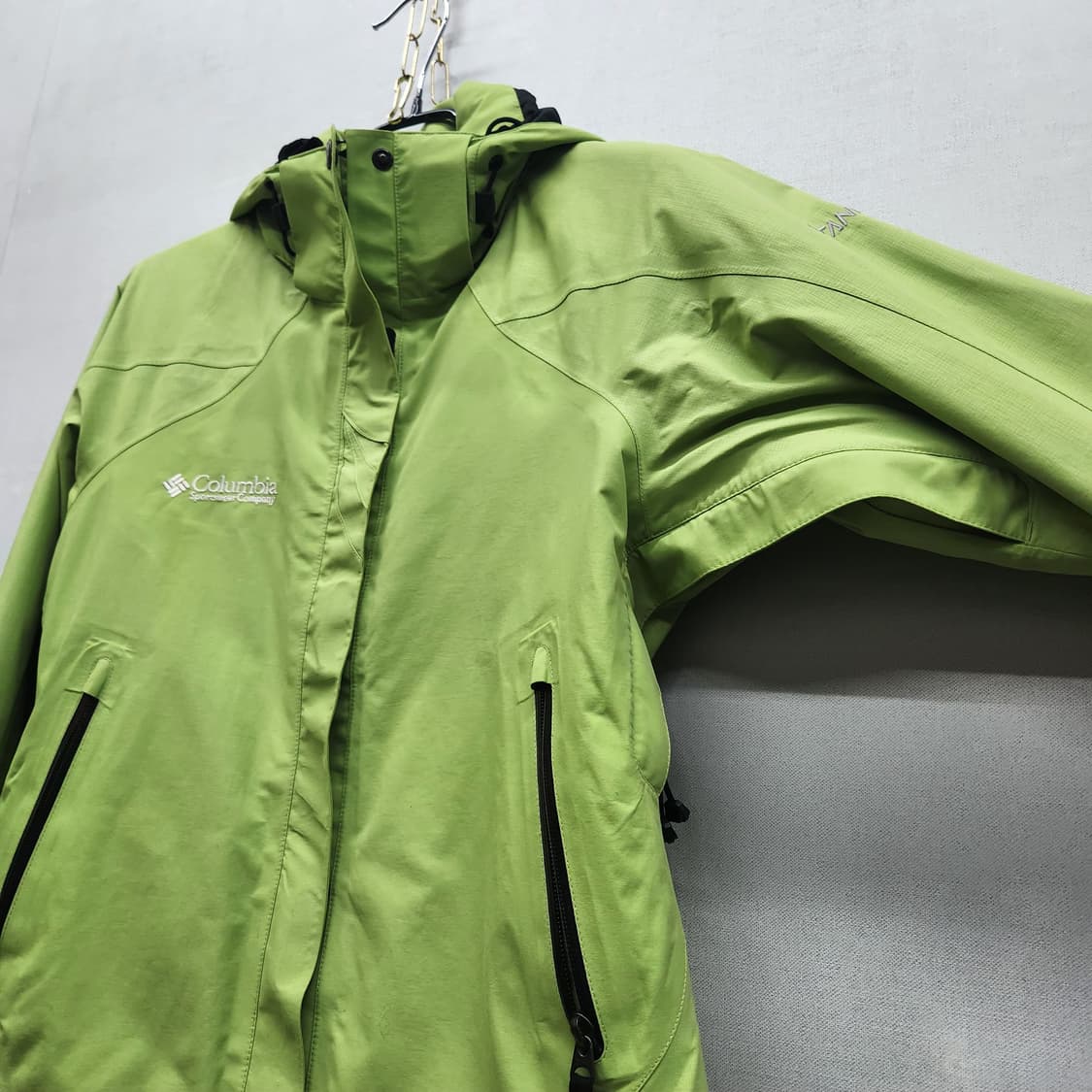 콜롬비아 티타늄 고어텍스 후드 투웨이 바람막이 자켓 M(L) 상품이미지3