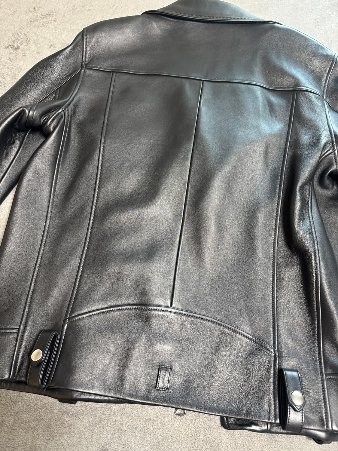 아크네 네이트 라이더 자켓 50사이즈 판매합니다. 상품이미지5