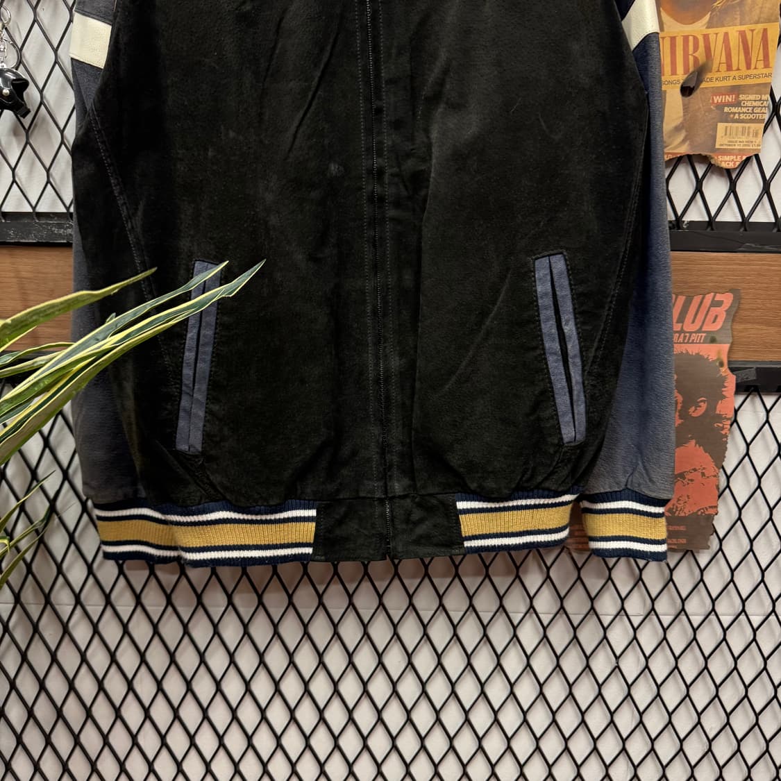 00s NFL X 세인트루이스 램스 스웨이드 바시티 자켓 그레이 블랙 상품이미지4