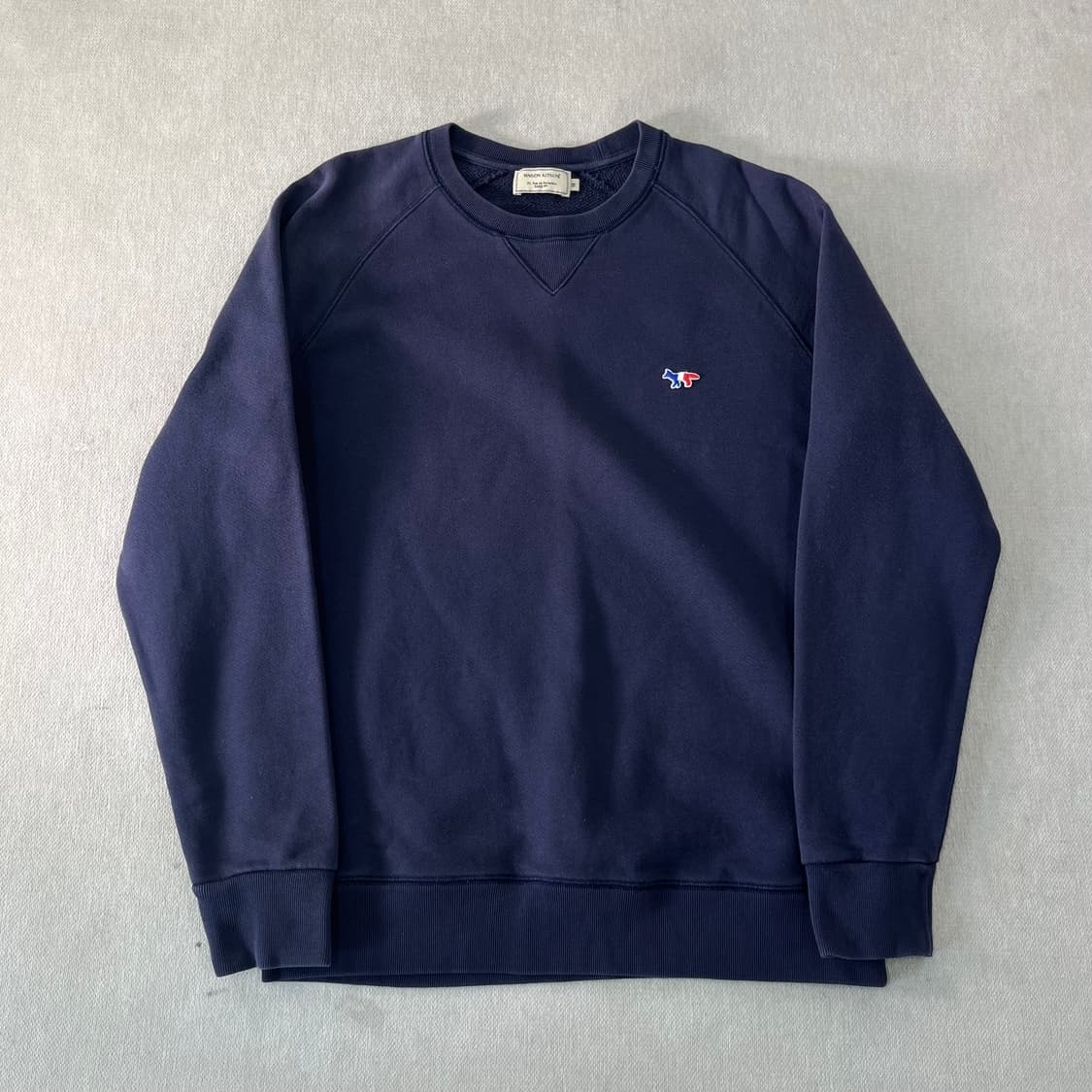 100 메종키츠네 폭스패치 네이비 맨투맨 상품이미지1