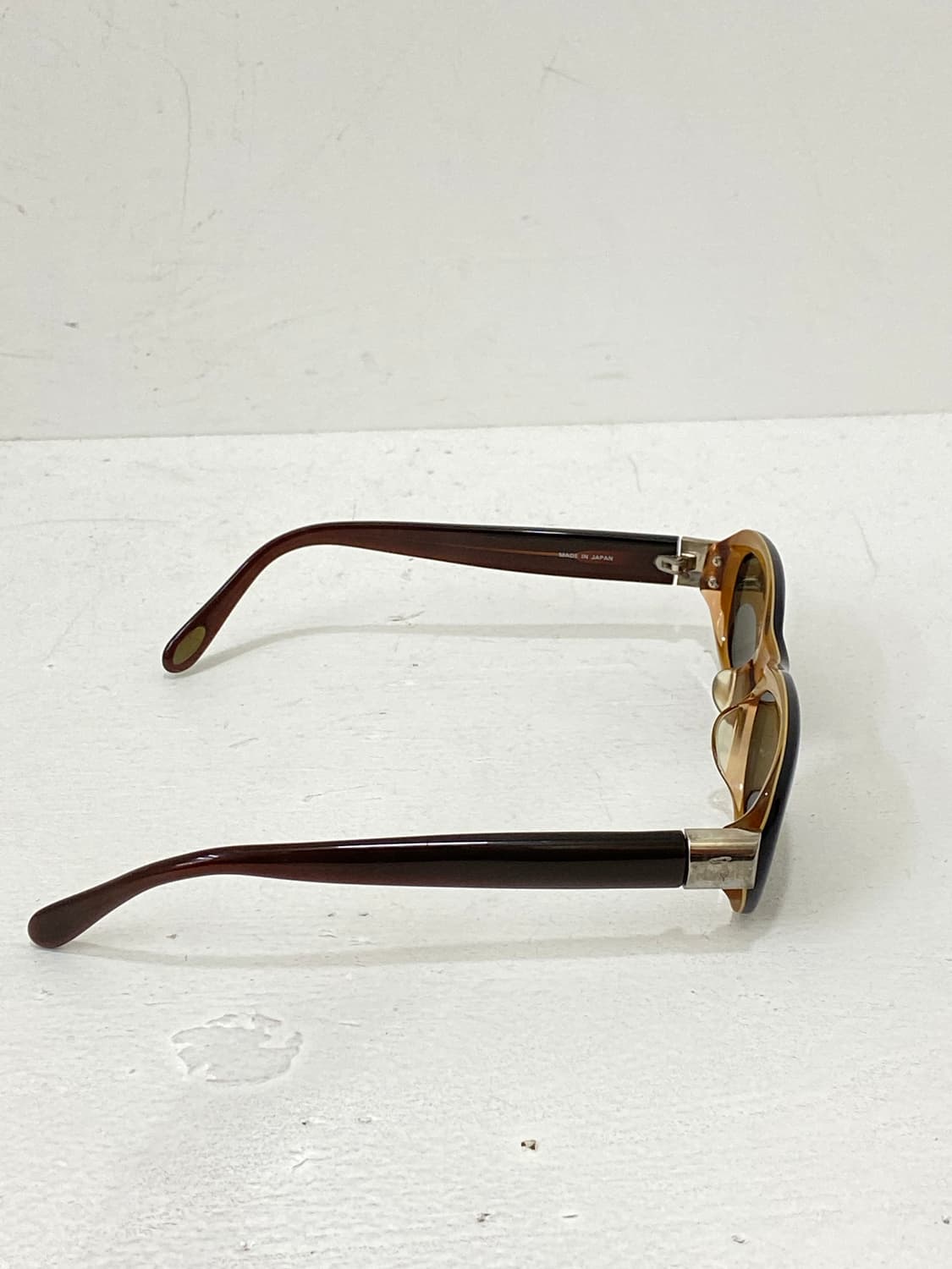 Trussardi EYES 그레이브라운 TR1021 선글라스 상품이미지4
