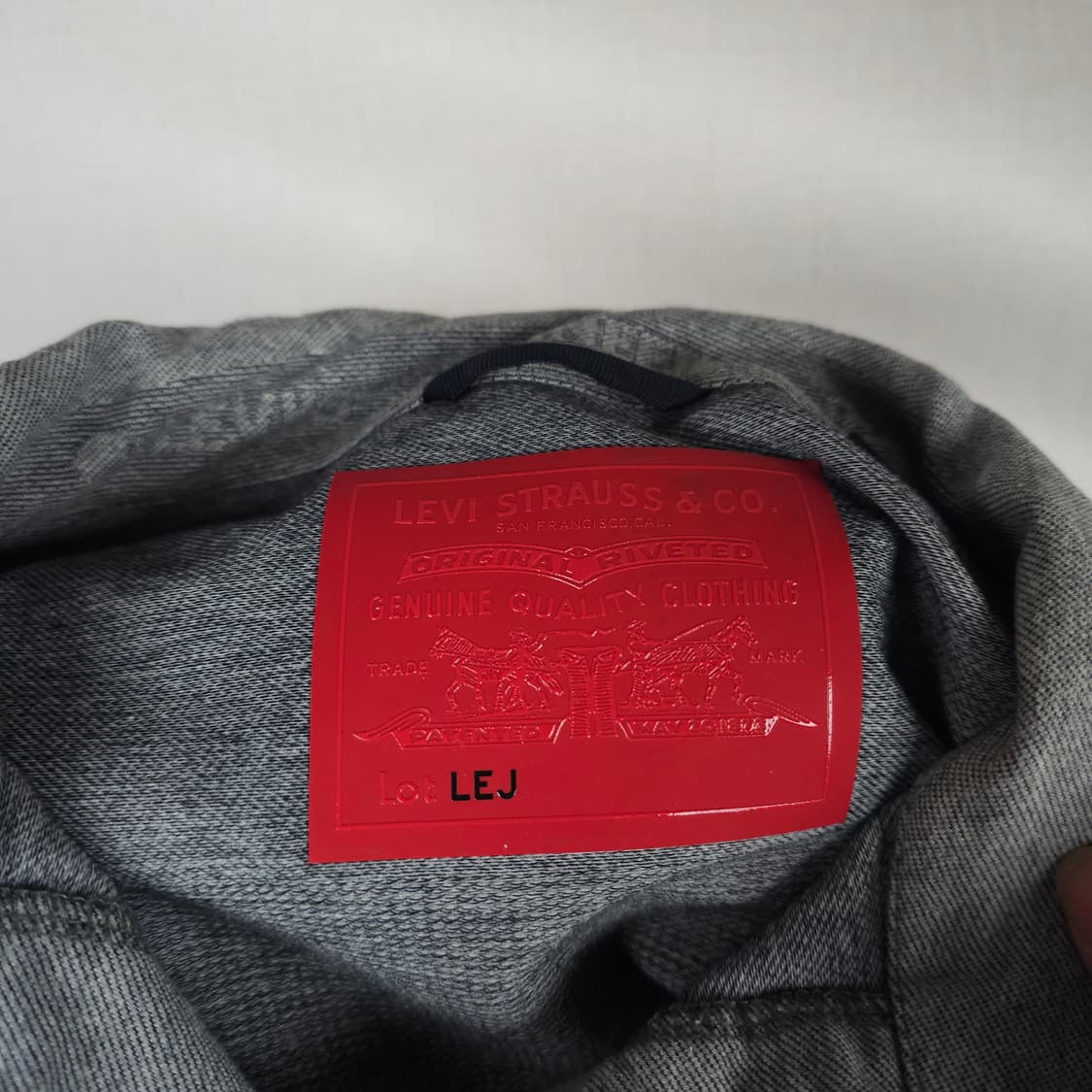 리바이스 LEJ 엔지니어드 니트 트러커 자켓 남자95사이즈 상품이미지3