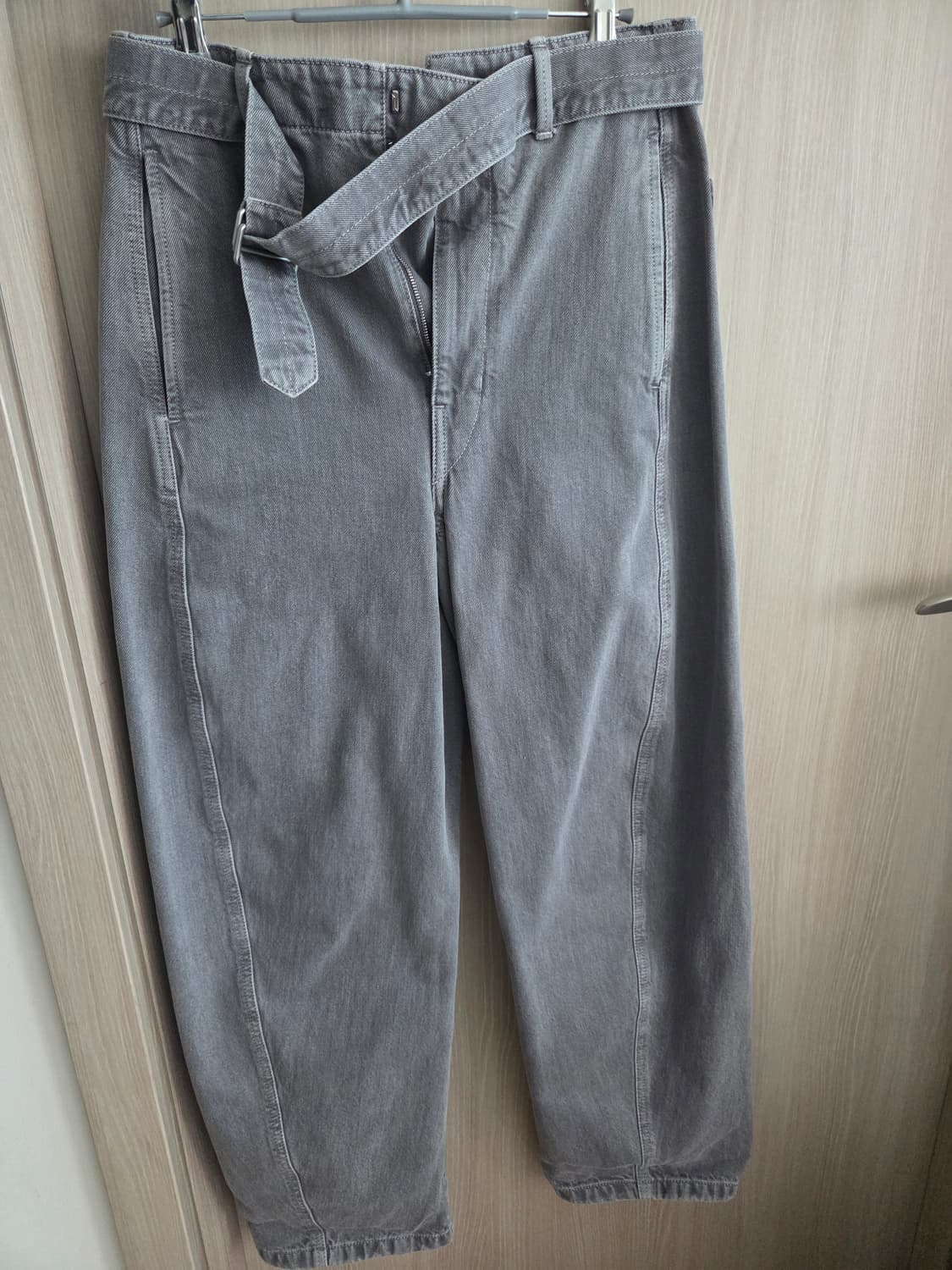 르메르 트위스트 벨티드 팬츠 36 상품이미지3