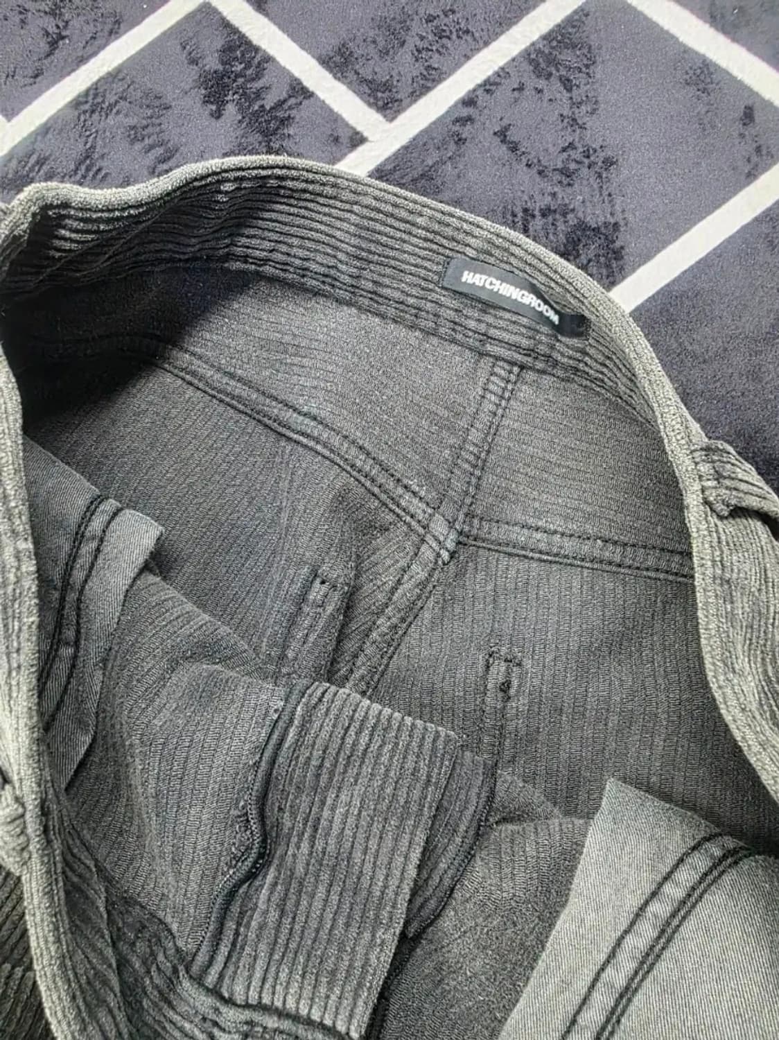 해칭룸 커브 진 코듀로이 다이드 차콜 3(M) 상품이미지2