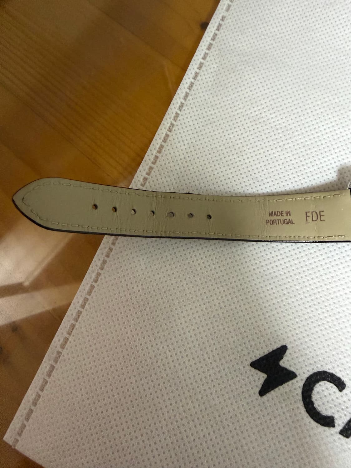 까르띠에 탱크 머스트 블랙 스몰 상품이미지4