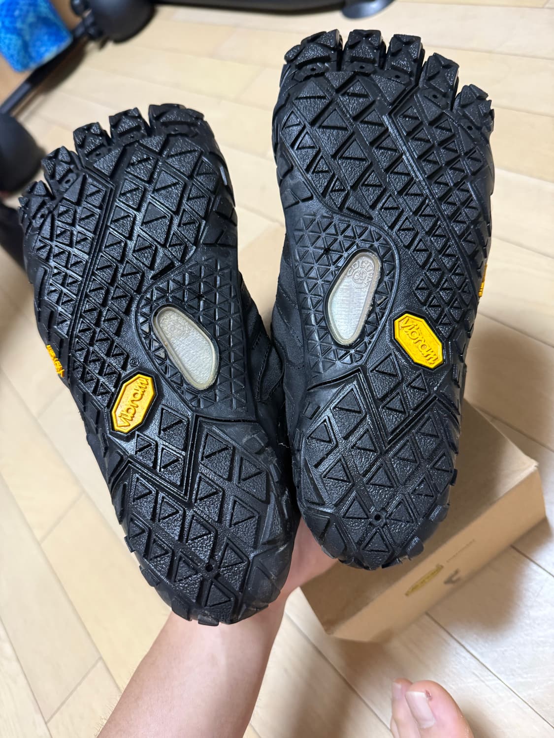 [42] 비브람 파이브핑거스 V-TRAIL 2.0 블랙/옐로우 상품이미지3