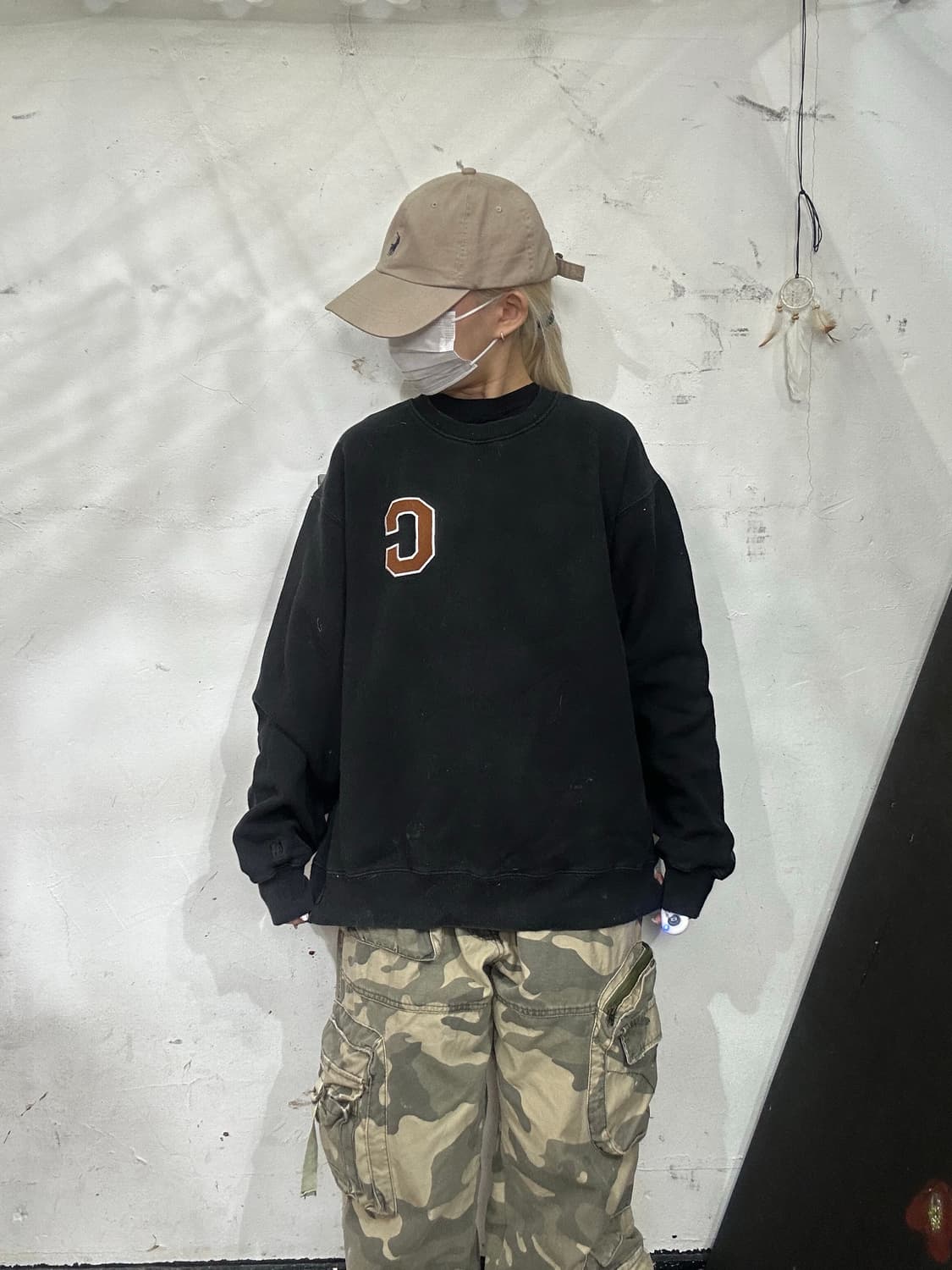 커버낫 블랙 C 로고 자수 맨투맨 오버핏 스웻 셔츠 S 상품이미지2