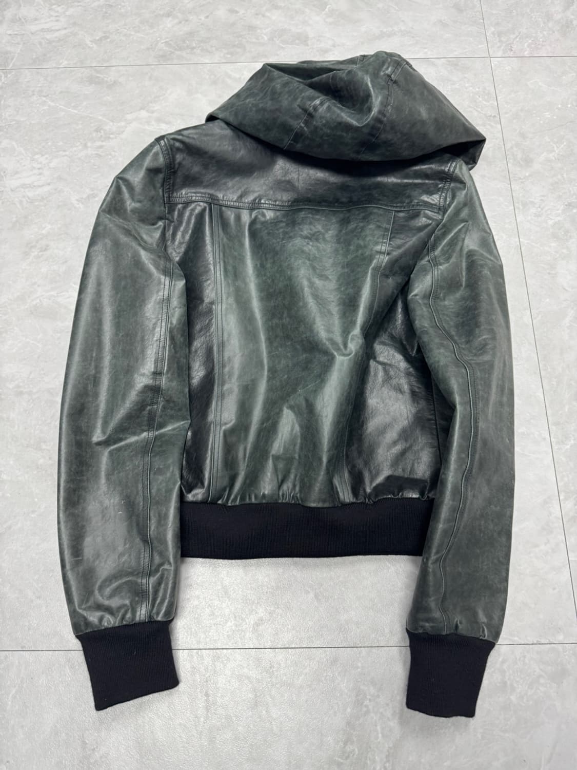 띠어리  상품이미지2