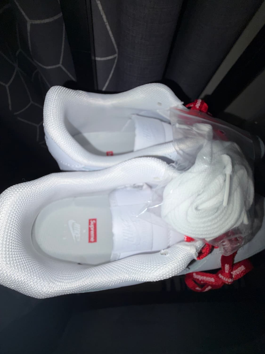 슈프림 포스 상품이미지3