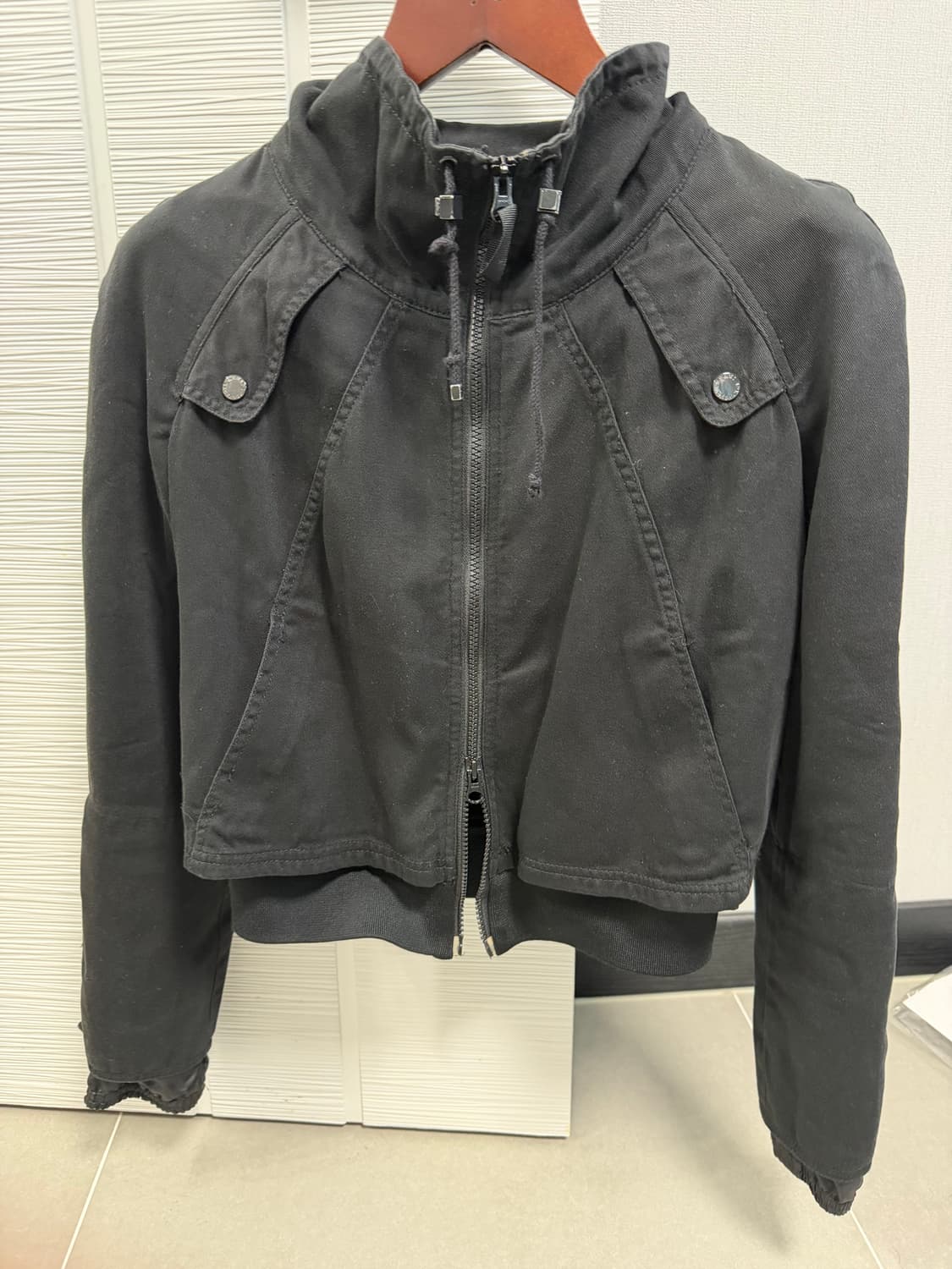 armani exchange 아르마니 투웨이 집업 자켓 여성 판매합니다 상품이미지3