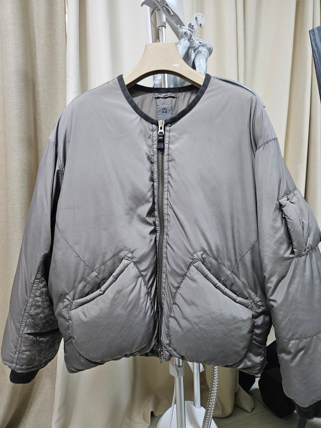 [4]폴리테루 24fw 플로럴 다운 라이너 상품이미지2