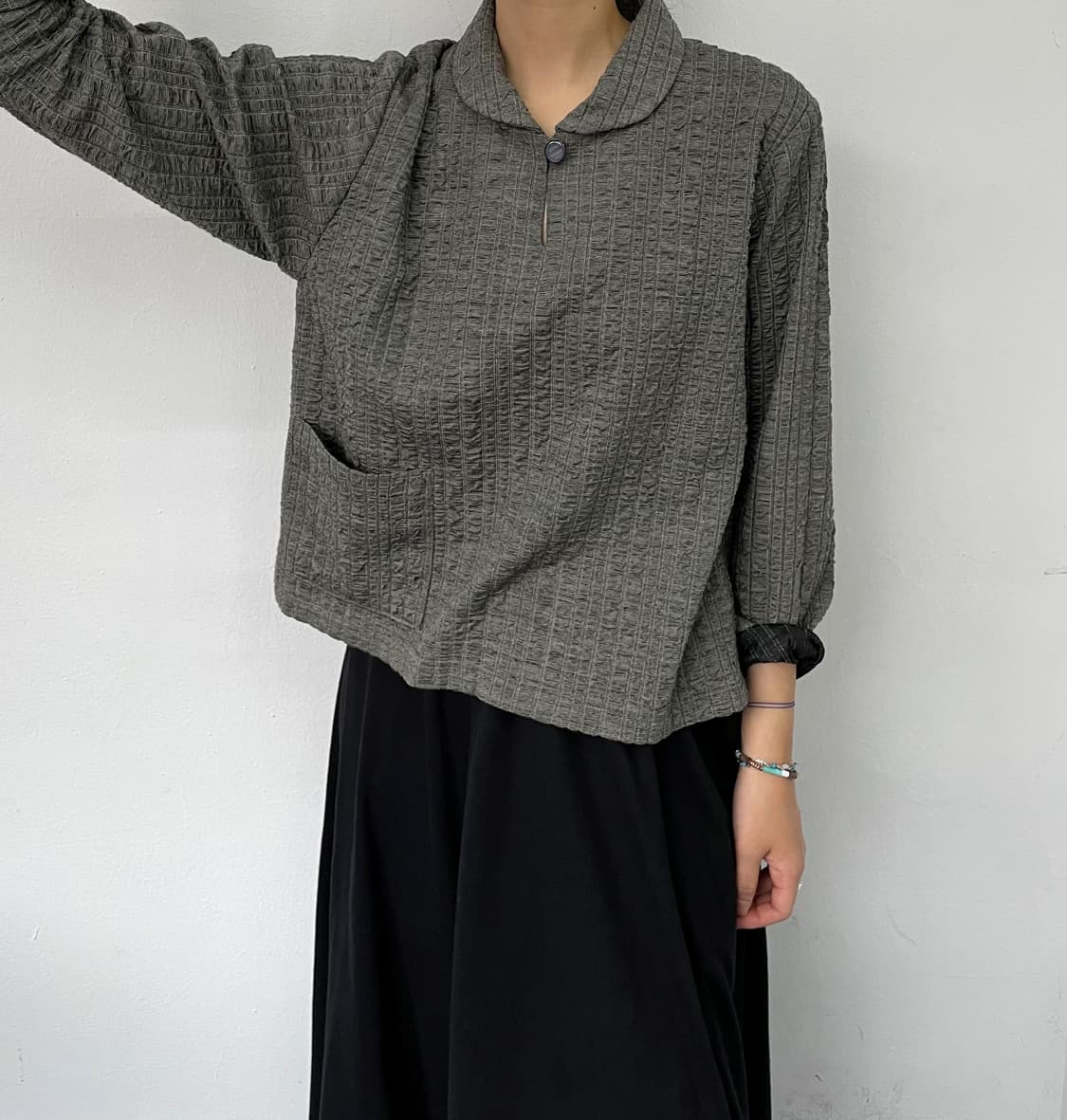 Round collar patterned crop pu 상품이미지6