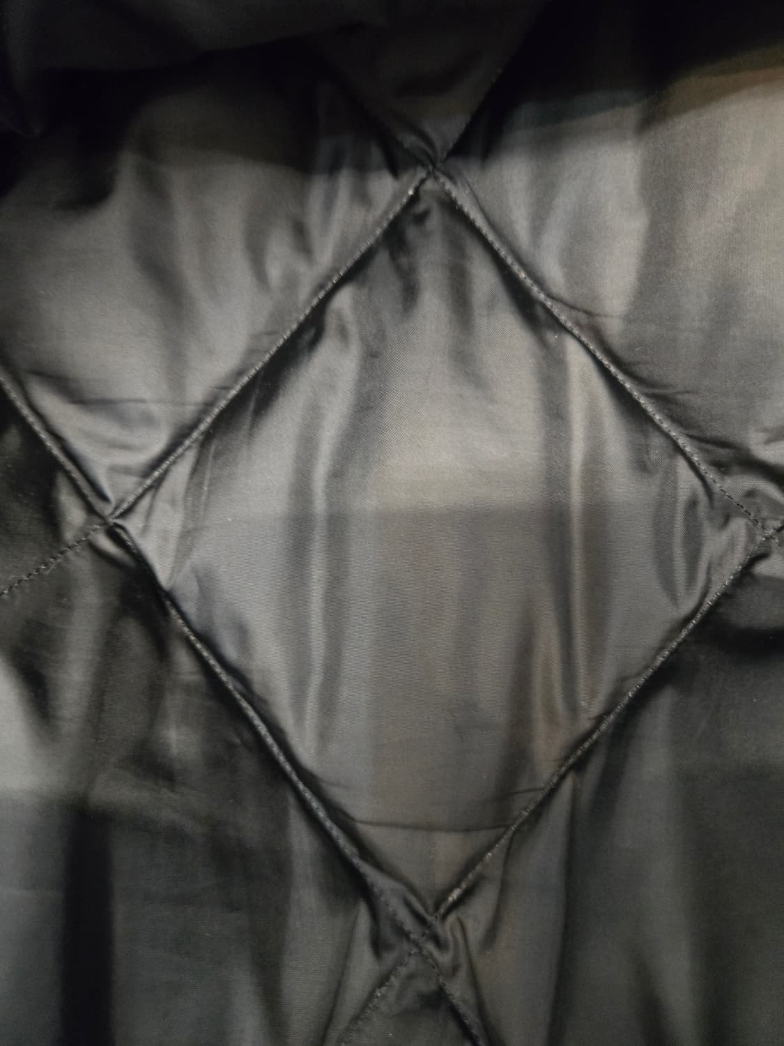 아디다스 퀼팅 후드 패딩 블랙 상품이미지6