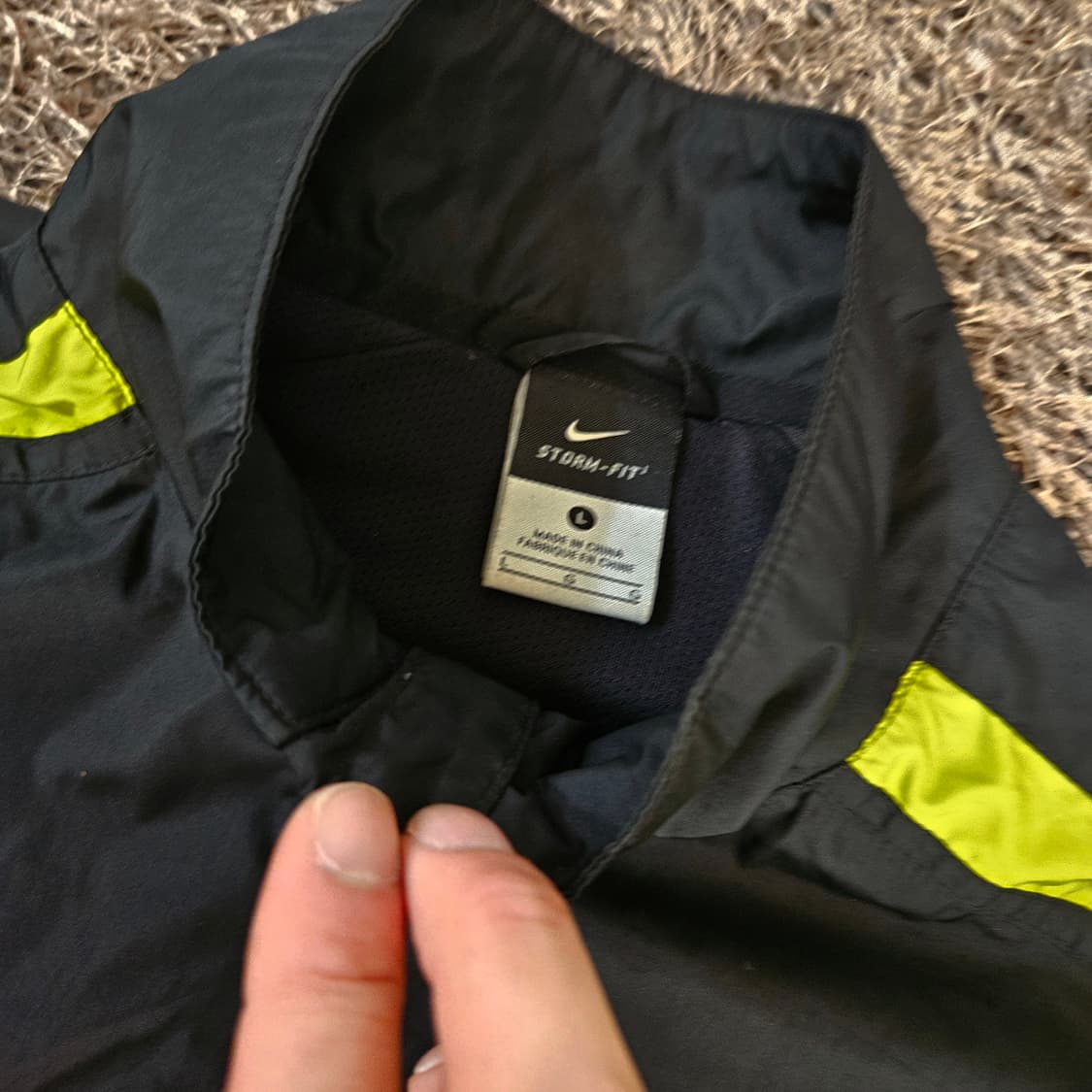 나이키(Nike) 스톰핏 네온 라인 트랙자켓 L size 상품이미지9