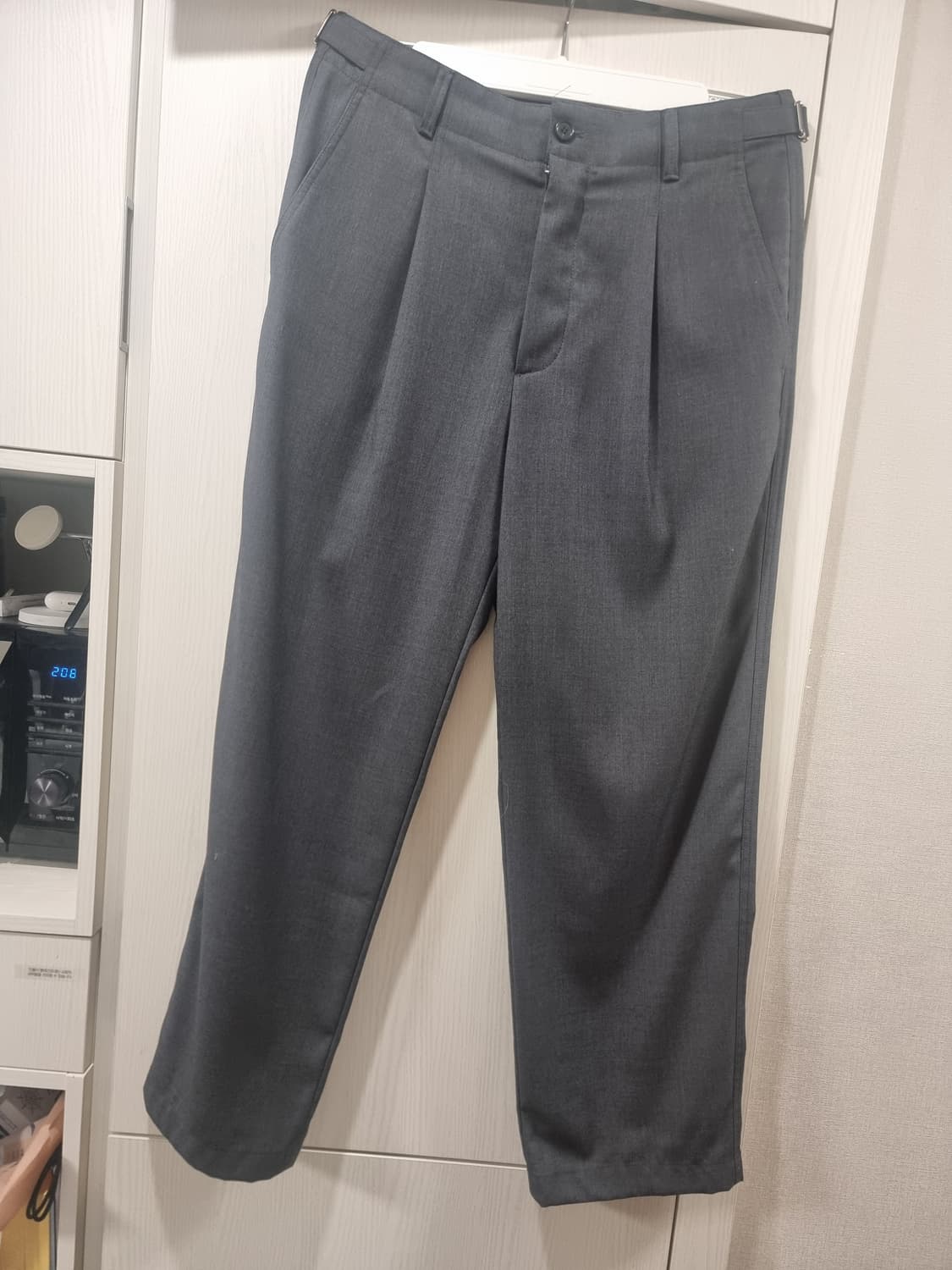 인더로우
STRUCTURED SLACKS - ANTHRACITE 상품이미지1