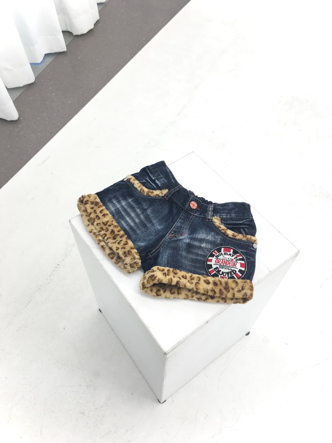 leopard fur denim shorts 상품이미지3