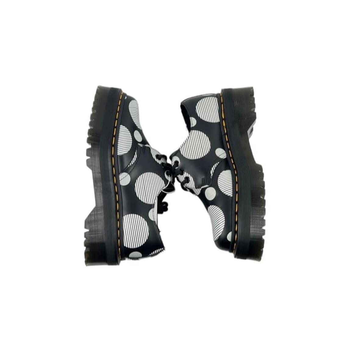 닥터마틴 폴카닷 폴카도트 쿼드 250 땡땡이  상품이미지1